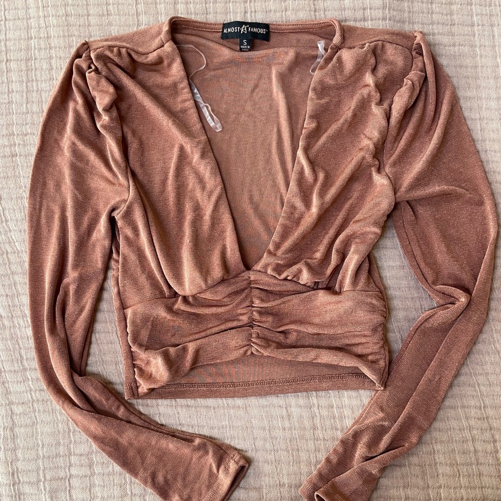 Low cut metallic rust crop top
